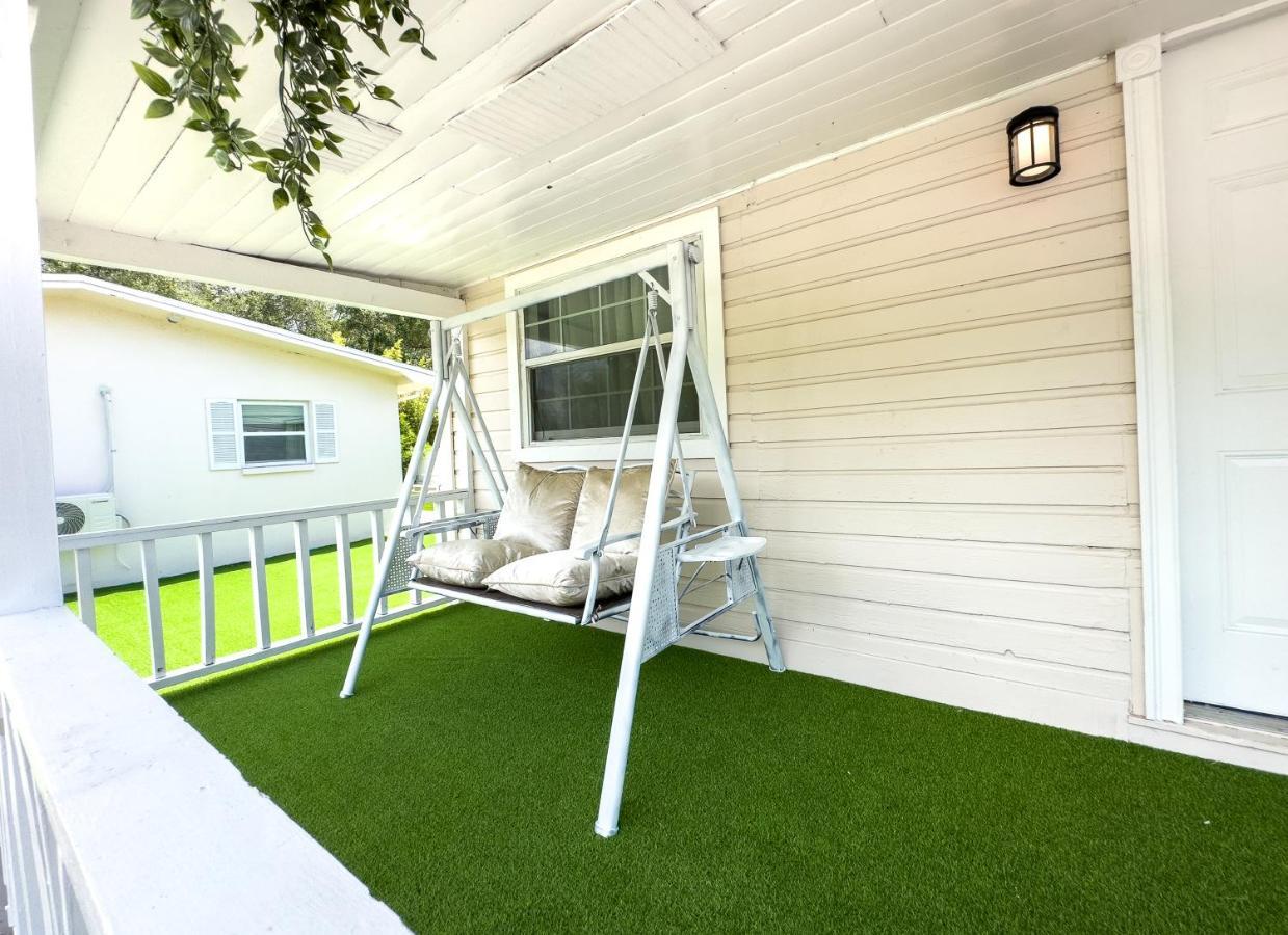 2B1B Stylish Little House W Shared Pool 511 Villa Clearwater Exterior photo