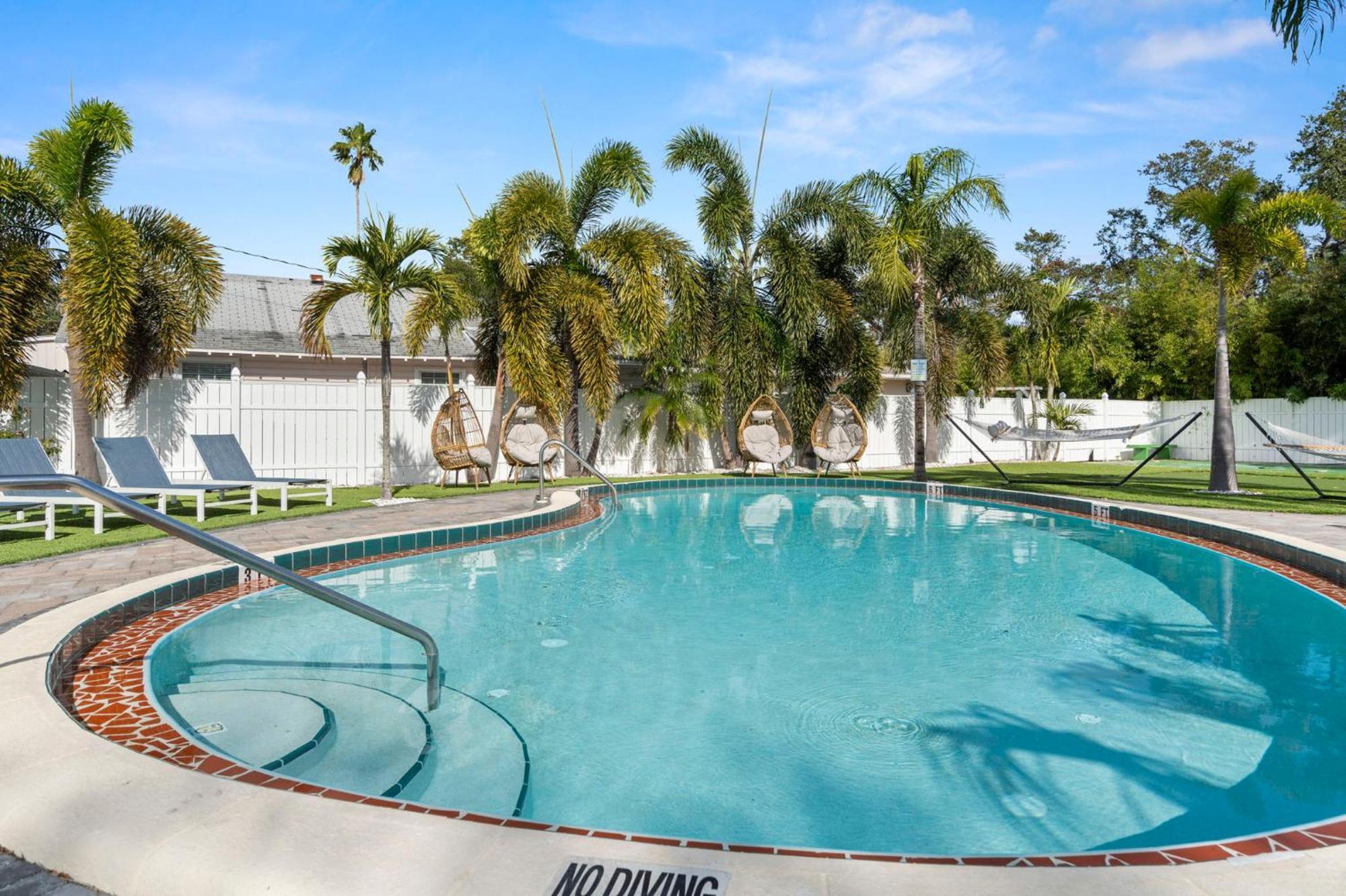 2B1B Stylish Little House W Shared Pool 511 Villa Clearwater Exterior photo